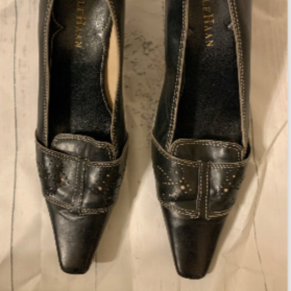 Cole Haan Vintage Black Leather Square Toe Pumps 8.5 Buckle Accent Classic